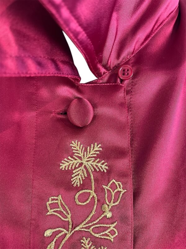 Opera-by-Richards-Bordeaux-Rood-borduursel-maat-L