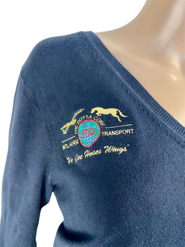 TH-0004_trui-Horses_donkerblauw-Maatlabel_embroidery TH-0004_trui-Horses_donkerblauw-Maatlabel_embroidery
